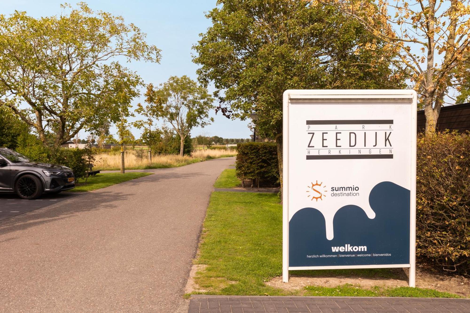 Summio Vakantiepark Zeedijk Herkingen Exteriör bild
